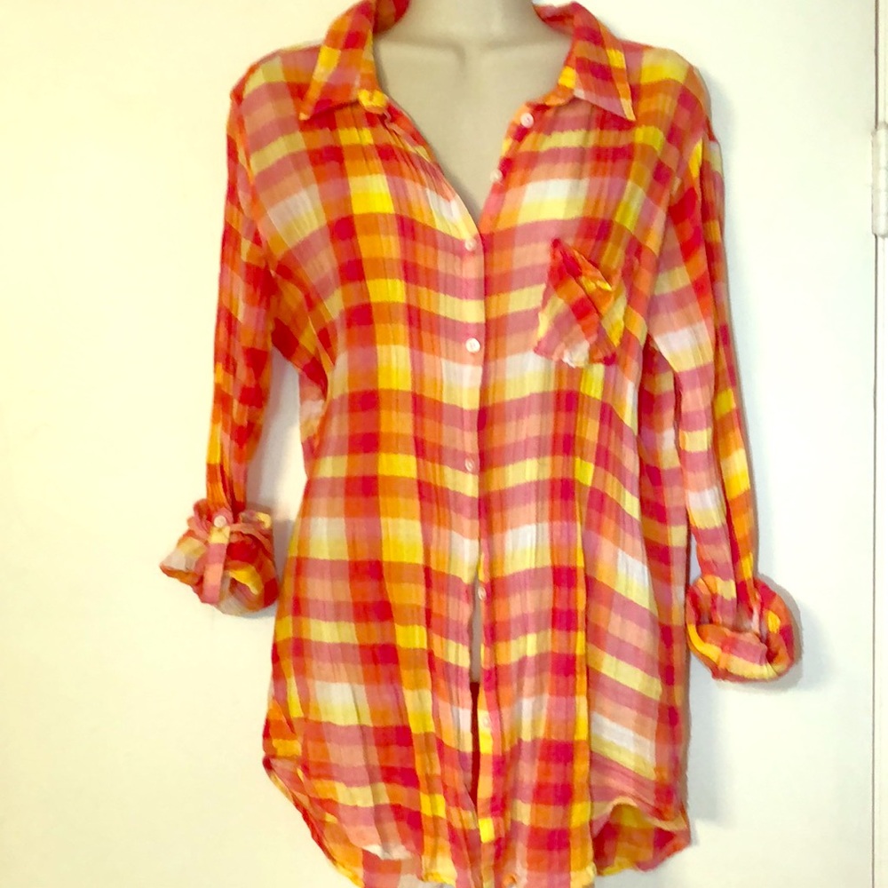 Light weight cotton plaid button down